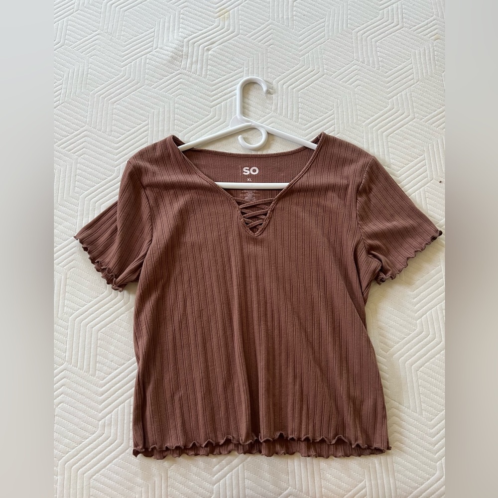 SO ruffled crop top